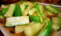 八餐吃瓜,一场味蕾的奇幻之旅