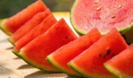 爽文吃瓜系统,爽文人生！