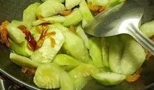 吊瓜炒着吃还是煮着吃,炒食与煮食的多样美味探索