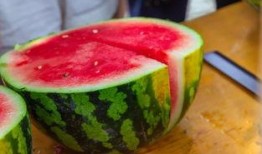 成都哪个学校吃瓜