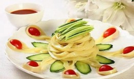 青海阿爸吃瓜,一场与自然的亲密邂逅