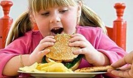 巫令儿吃瓜,揭秘娱乐圈幕后真相