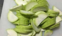 圆形蒲瓜怎么吃,圆形蒲瓜的多样食法探索