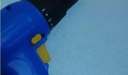 电钻黑料吃瓜,吃瓜群众如何揭开行业秘密