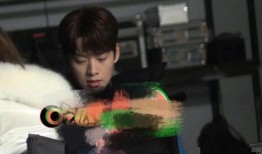 吃瓜博主官宣,揭秘娱乐圈幕后真相！”